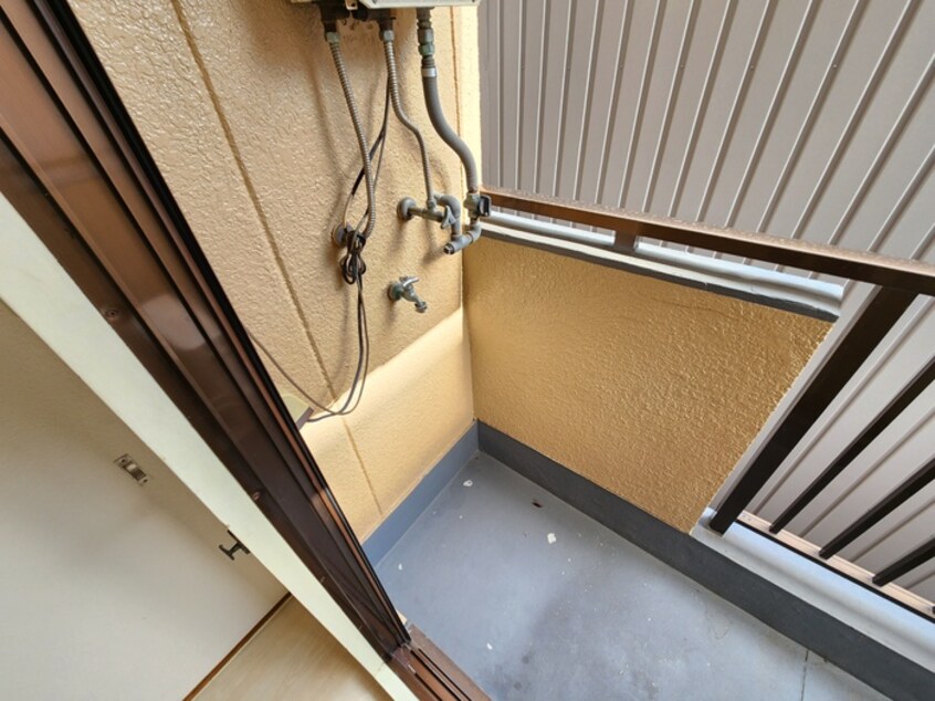 洗濯機置場 グランドハイツ加美東