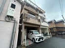東大阪市下六万寺町貸家の外観