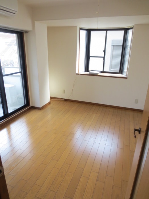 居室 ドゥエル西院