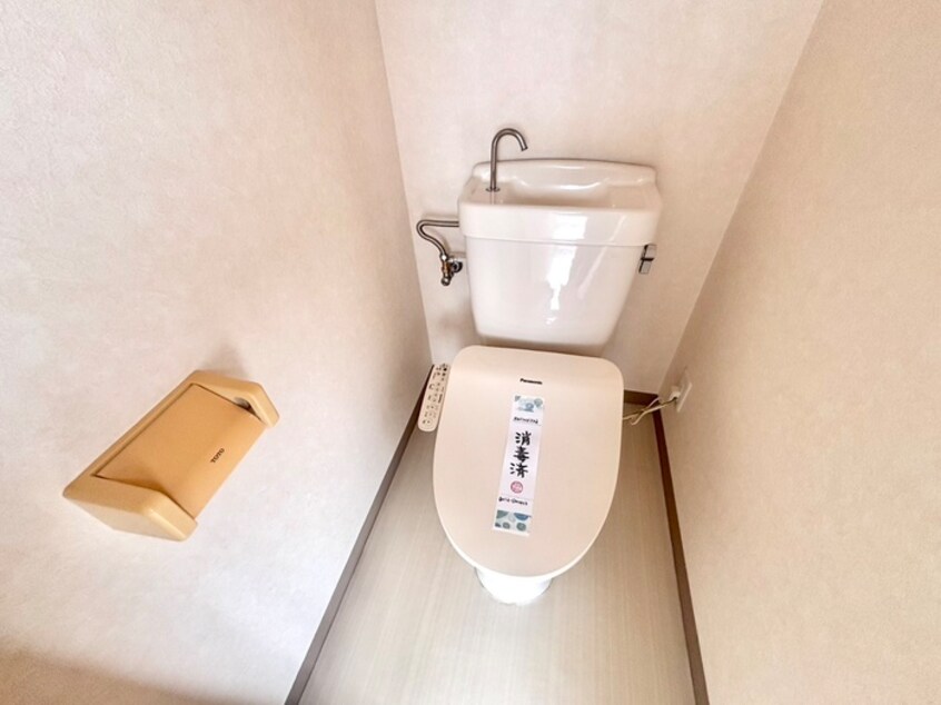 トイレ アムールＫＭ