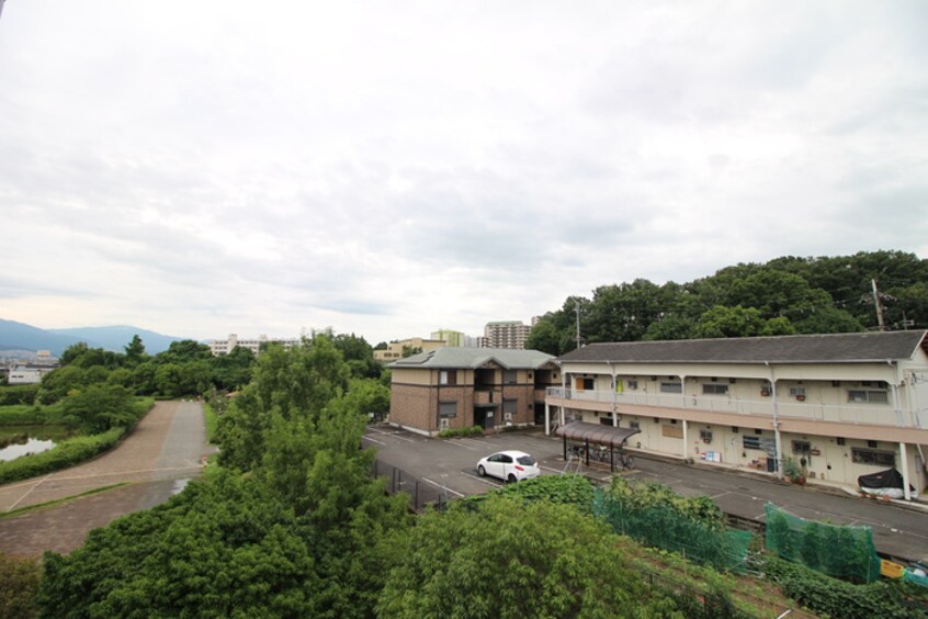 室内からの展望 峰塚マンション