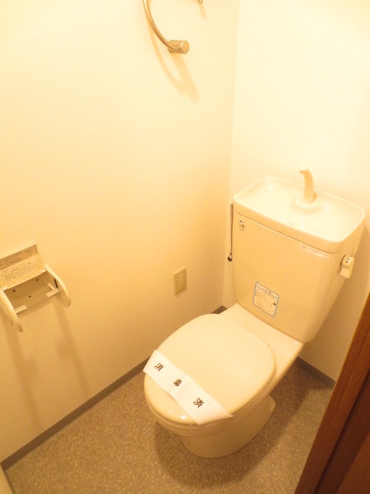 トイレ エテルノポッソ