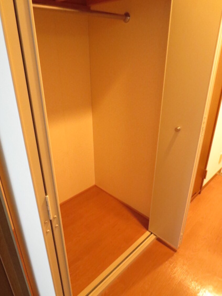 収納 エテルノポッソ