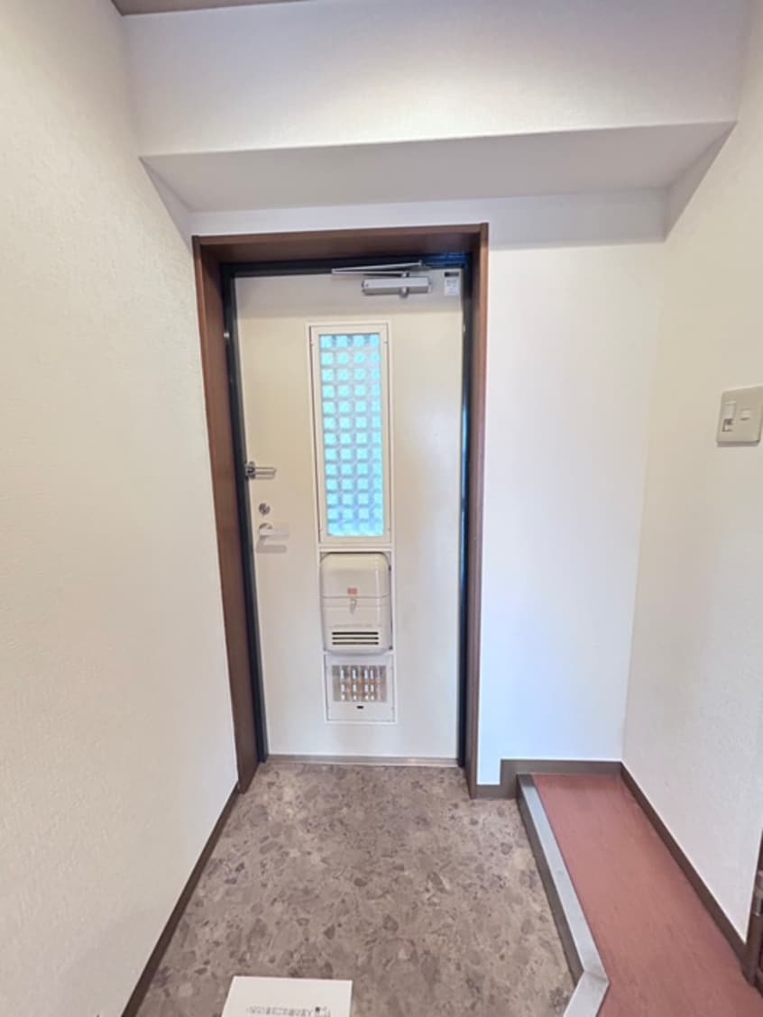 玄関 エテルノポッソ