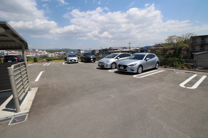 駐車場 テルベ　キートス