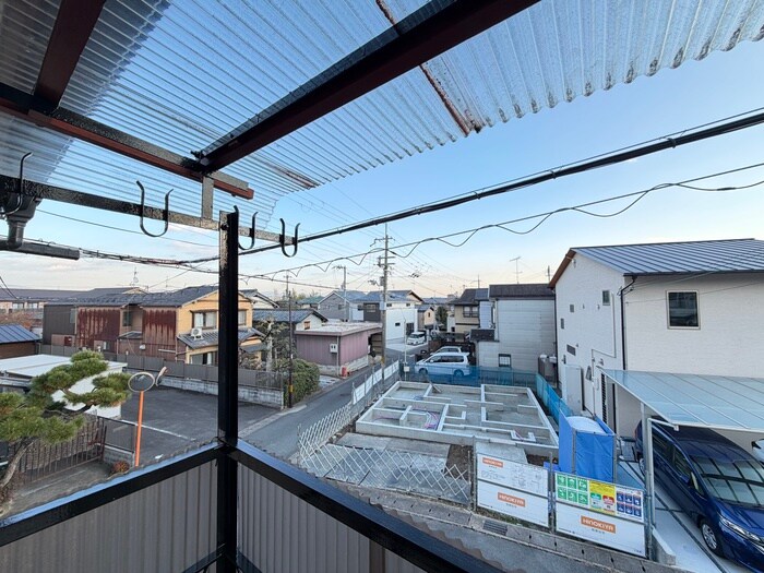 室内からの展望 上田アパ－ト