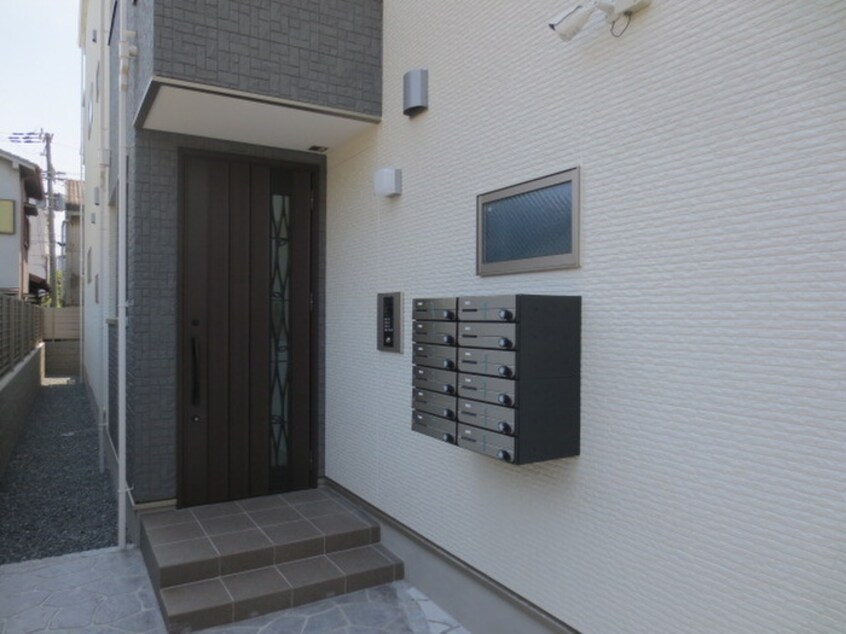 エントランス部分 Glanpia Court放出東