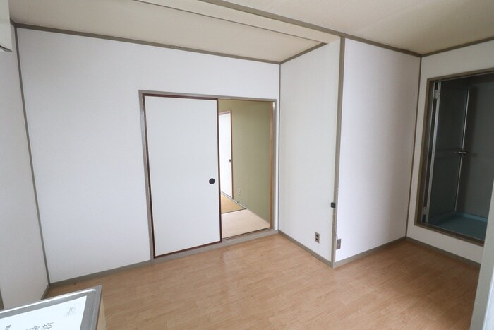 居室 ハイツ曙Ｂ