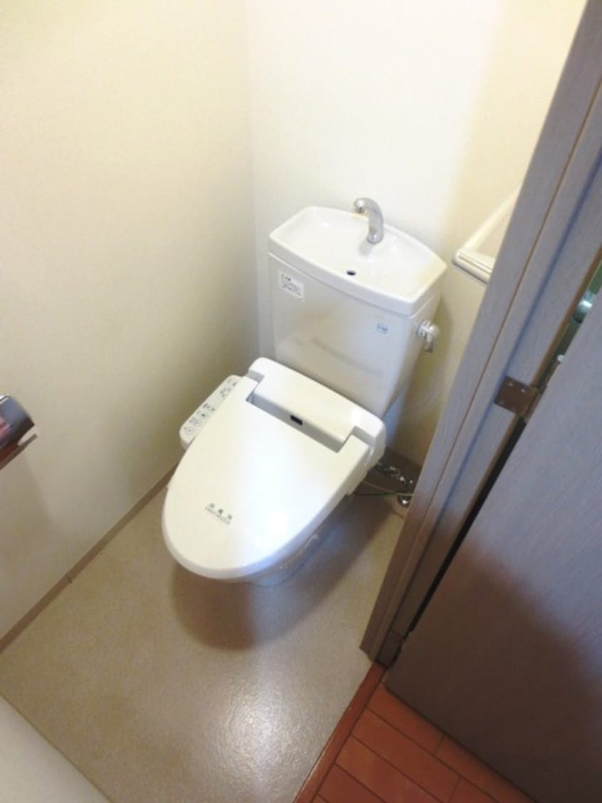 トイレ ロイヤル御幣島