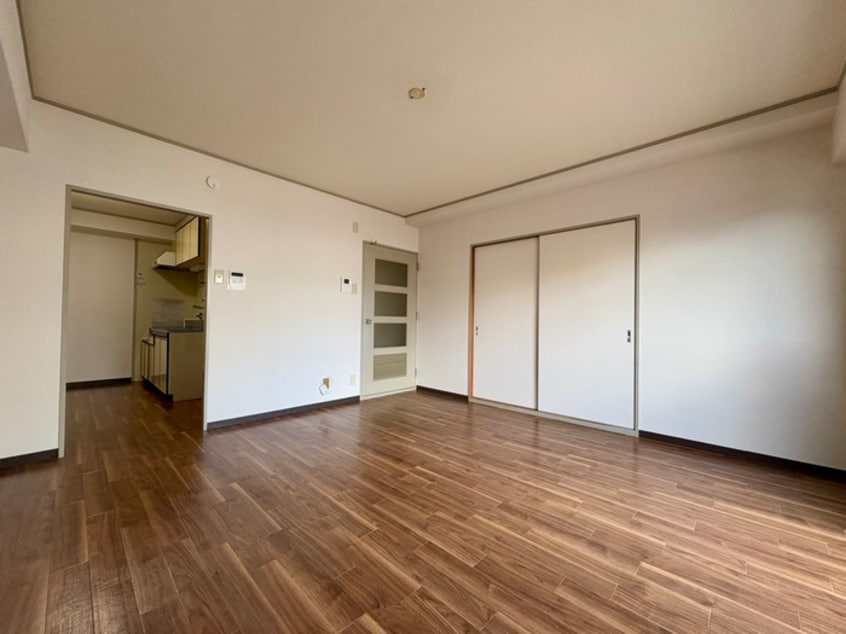 居室 ボッセルコ－ト深井