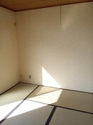居室 阪田ハイツ
