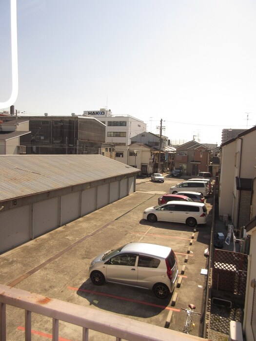 室内からの展望 阪田ハイツ