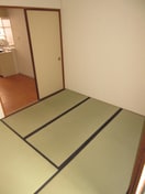 居室 阪田ハイツ