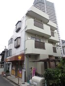 シャトルマキの外観