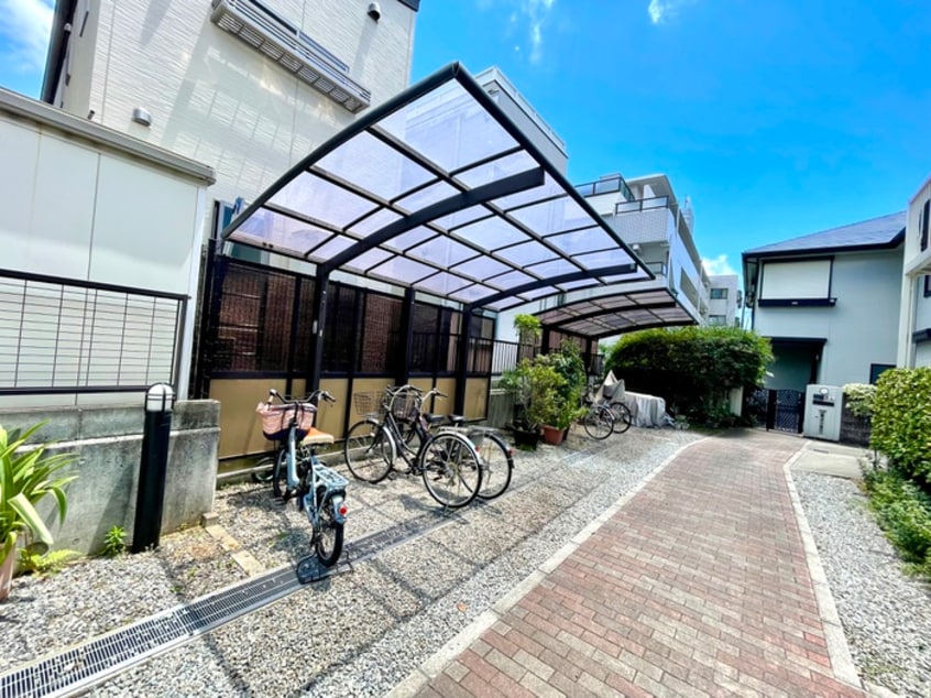 駐輪場 ハイツ有宏