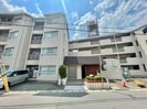 メゾン河忠の外観
