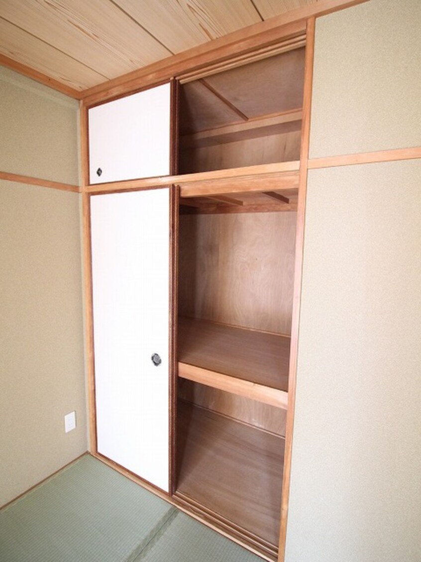 収納 メゾン河忠