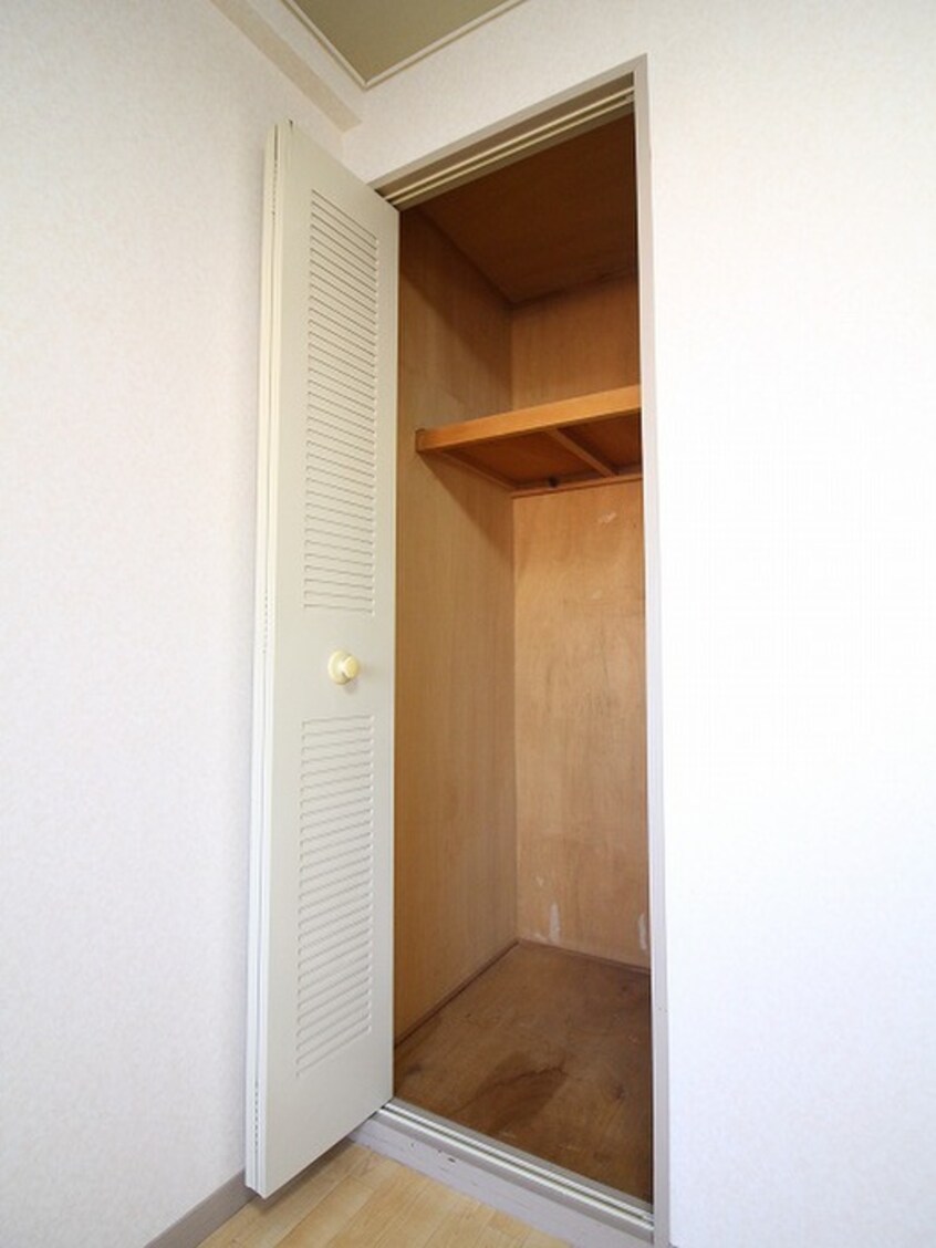 収納 メゾン河忠