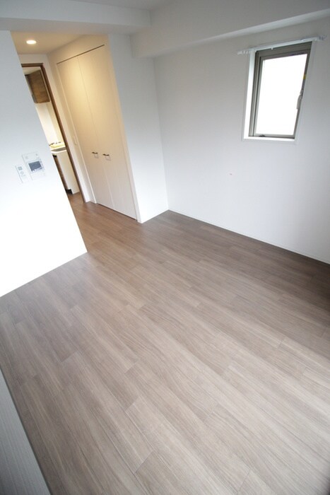 居室 ﾚｼﾞｭｰﾙｱｯｼｭ淡路駅前（112）