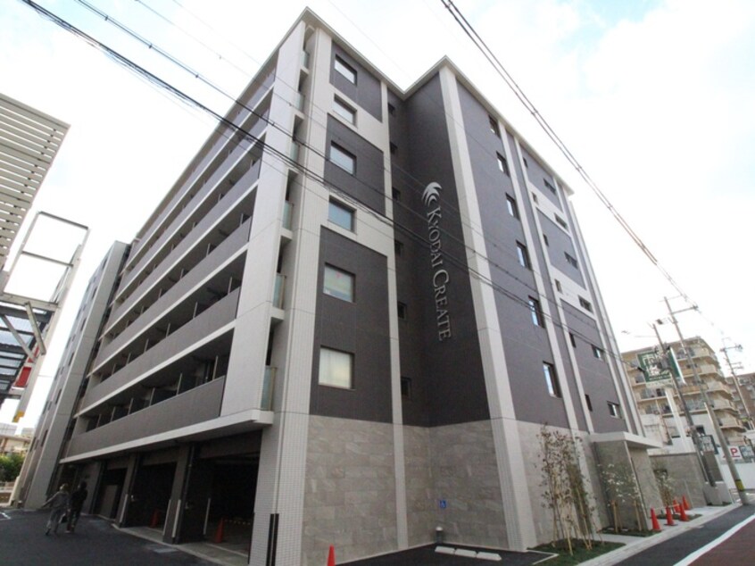 外観写真 ｸﾘｽﾀﾙｸﾞﾗﾝﾂ京都西大路(７１３)