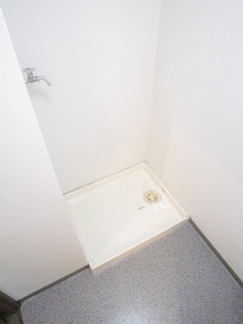 洗濯機置場 エスリ－ド京都河原町(403)