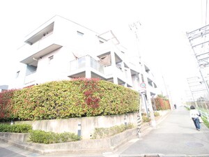 リネオ雲雀丘花屋敷（１０２）
