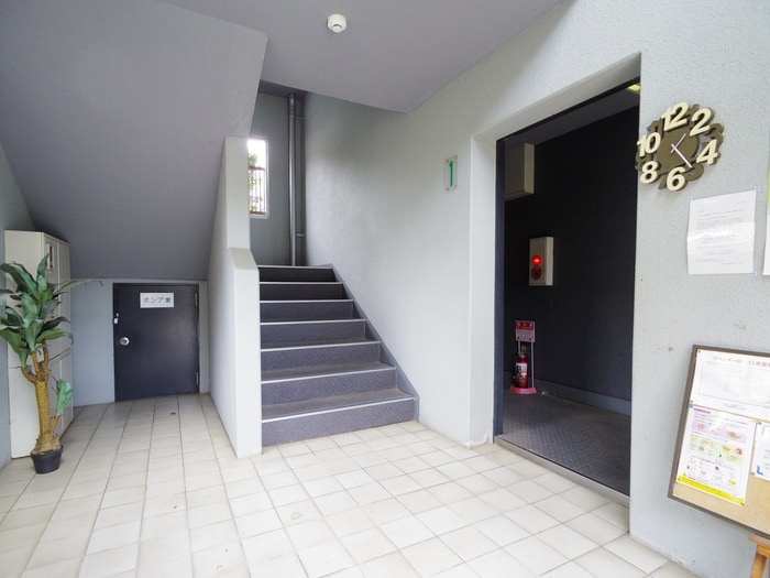 エントランス部分 ラベンダ－９０