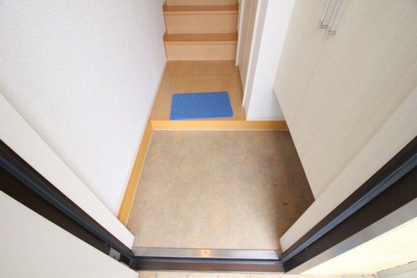 玄関 レイクアヴェニュー