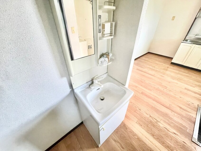 洗面 エバ－グリ－ン楠ノ木