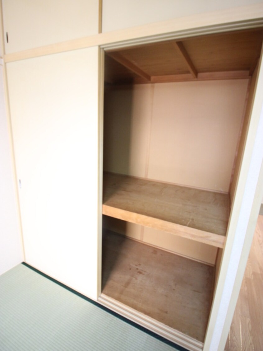 収納 エバ－グリ－ン楠ノ木