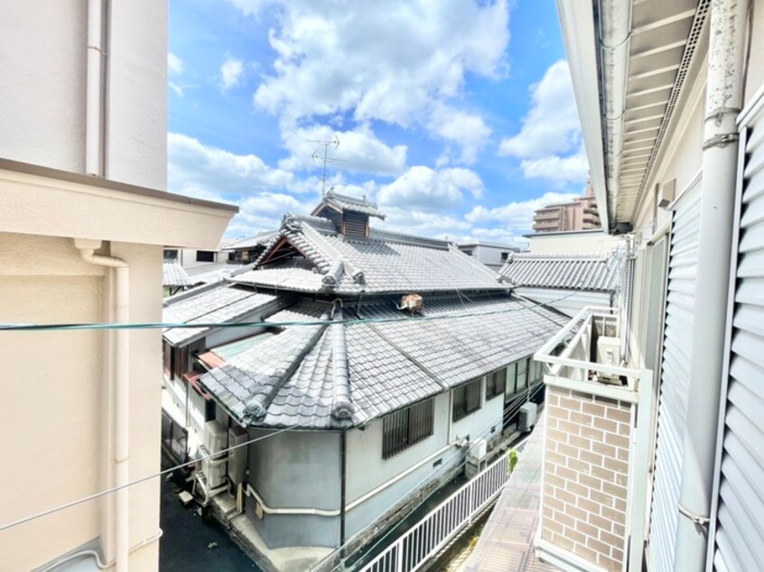 室内からの展望 エバ－グリ－ン楠ノ木