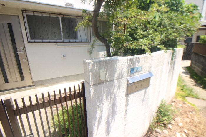 外観写真 リバーサイドテラスハウス