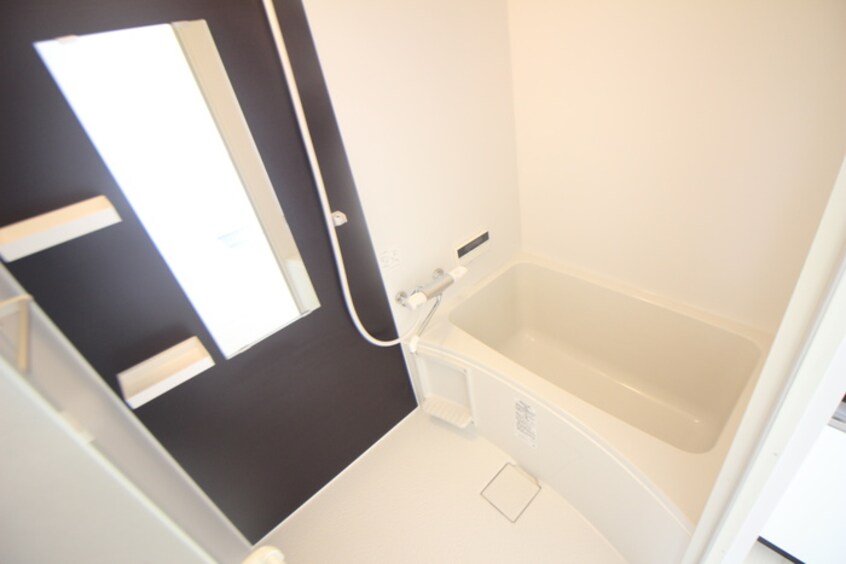 バス／シャワールーム等 リバーサイドテラスハウス