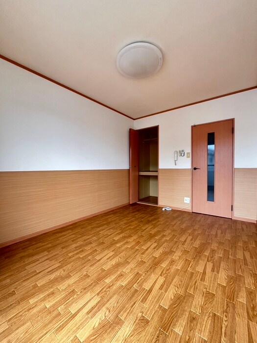 居室 山下ハイツ