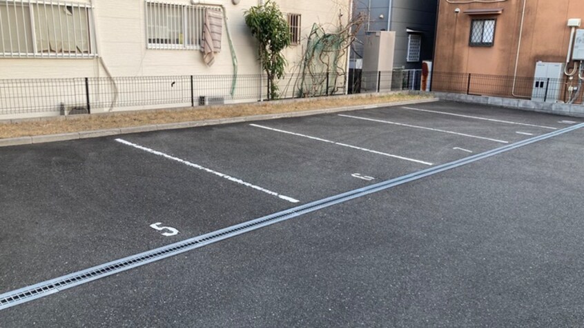 駐車場 プレジールドットオー