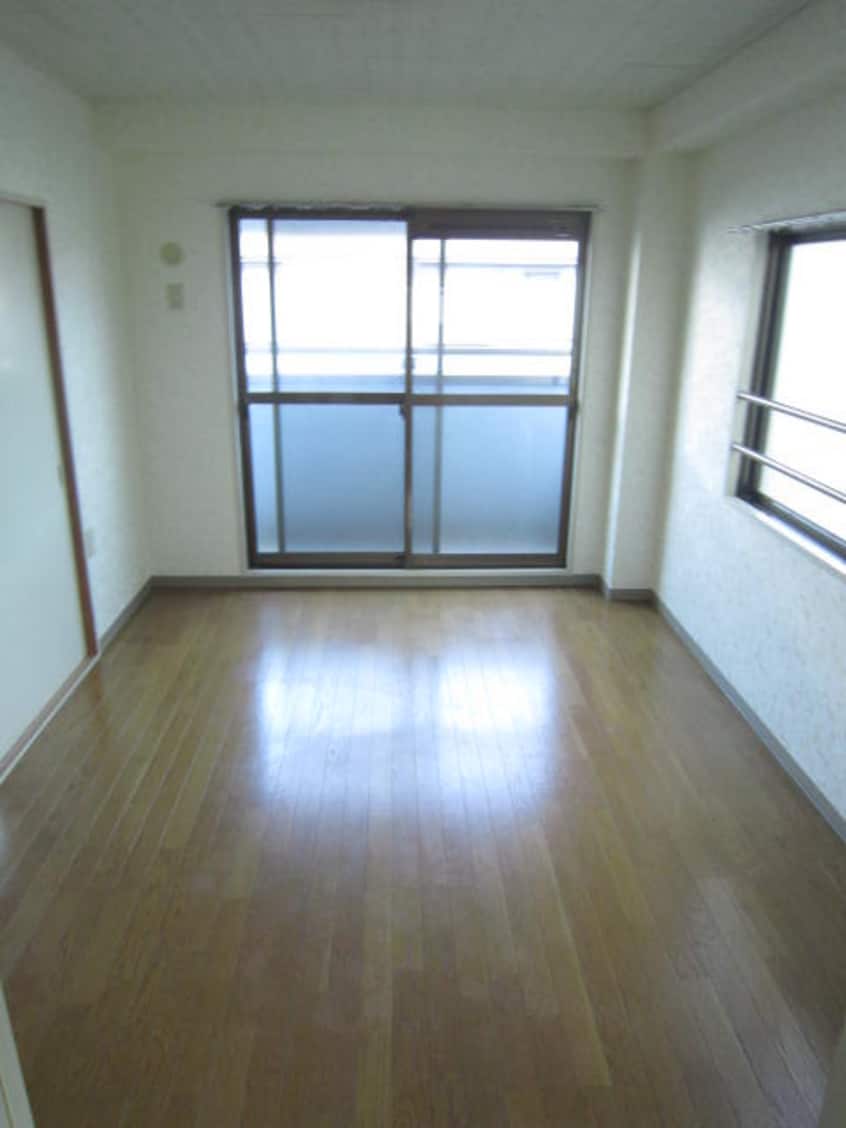 居室 ピュアハイツ