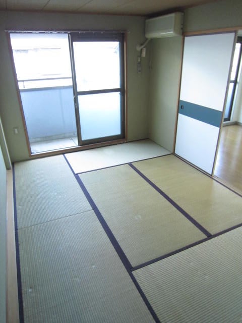 居室 ピュアハイツ