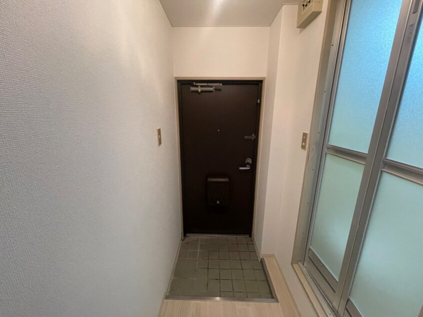 玄関 蛍池ﾒｿﾞﾝ都