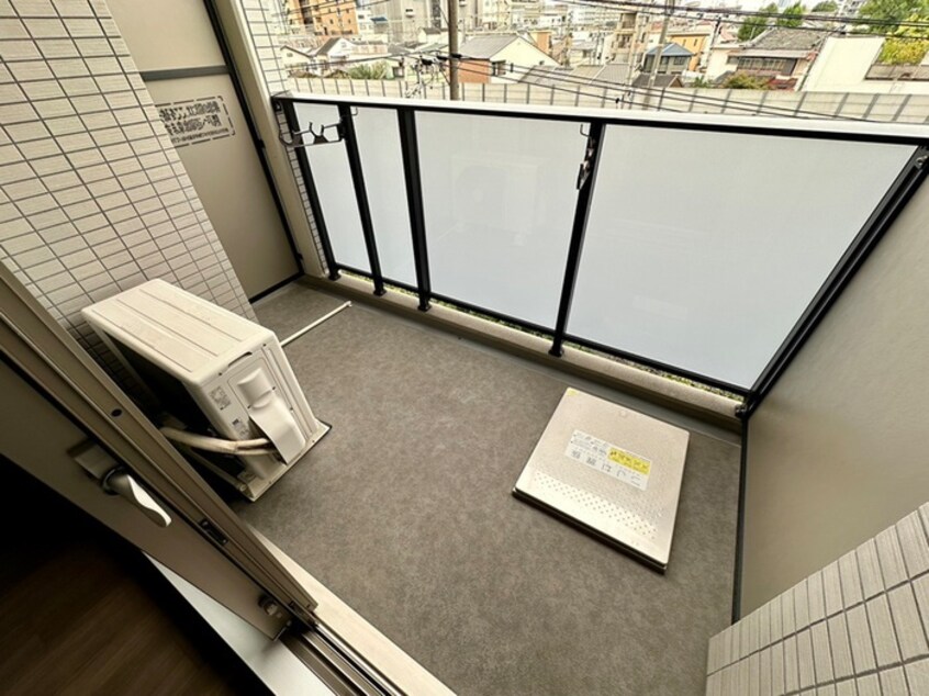 ベランダ・バルコニー ﾚｼﾞｭｰﾙｱｯｼｭ淡路駅前（312）