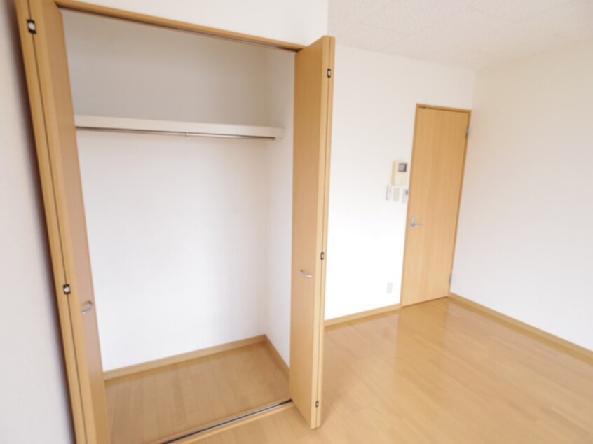 収納 ヴァンガ－ド