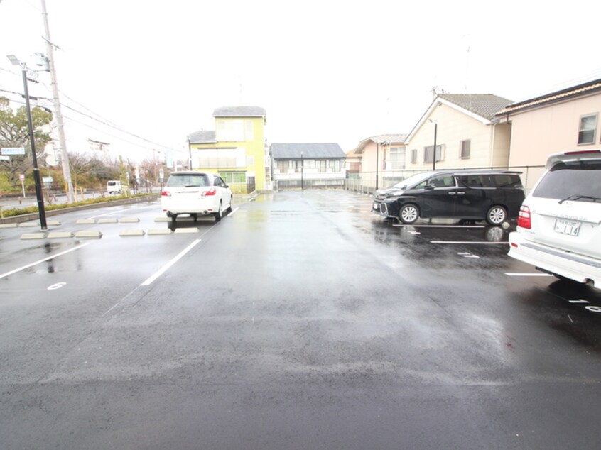 駐車場 グローリードミール天神
