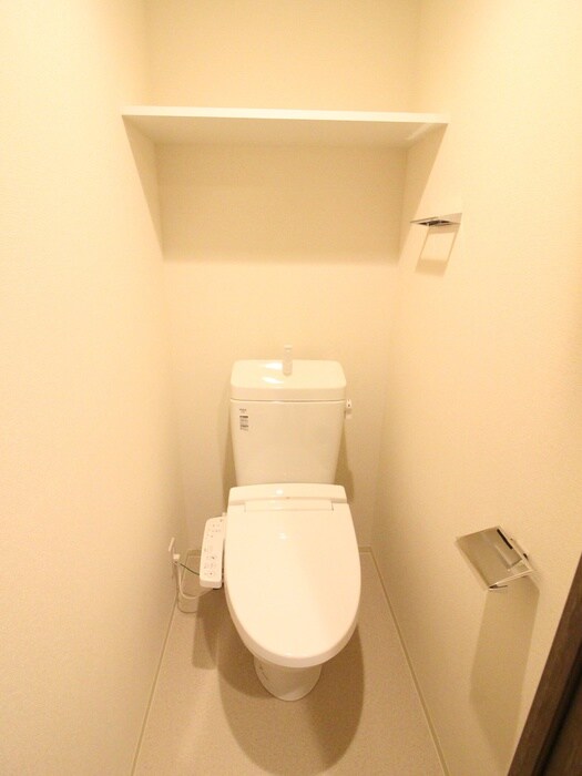 トイレ ﾌﾟﾚｻﾝｽ桜ノ宮ｲｰｻﾘｱﾙ(606)