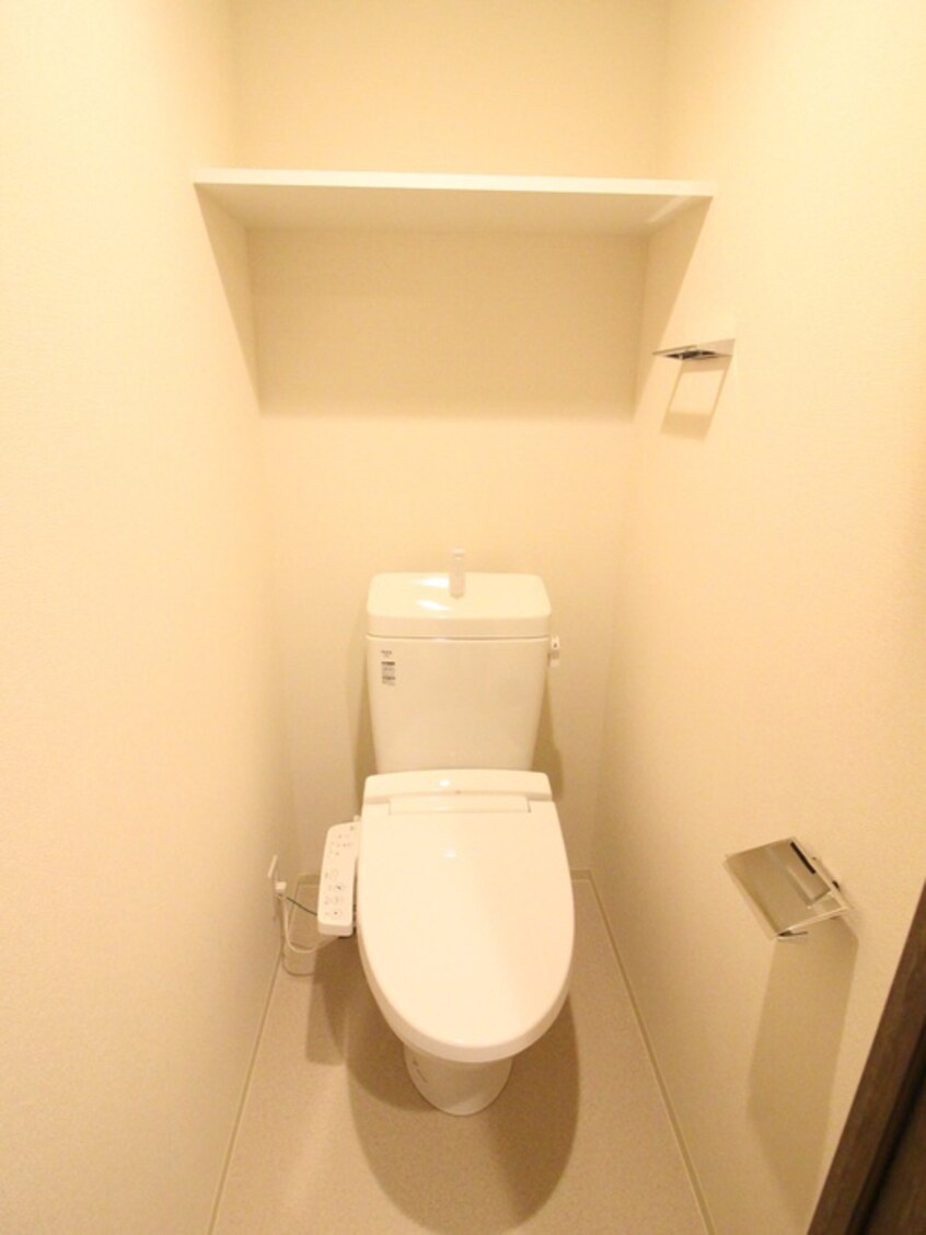 トイレ ﾌﾟﾚｻﾝｽ桜ノ宮ｲｰｻﾘｱﾙ(606)