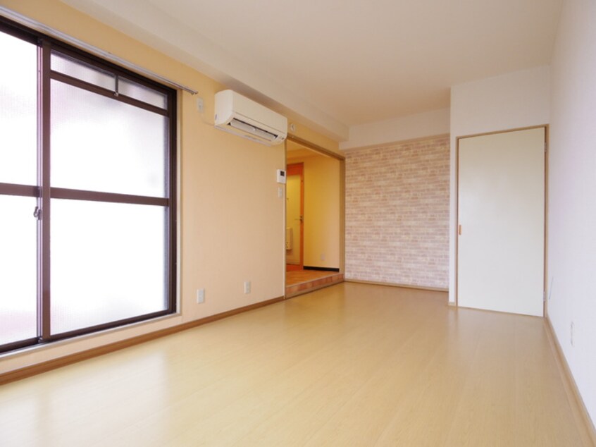 居室 ＰＩＮＥ　ＴＲＥＥ