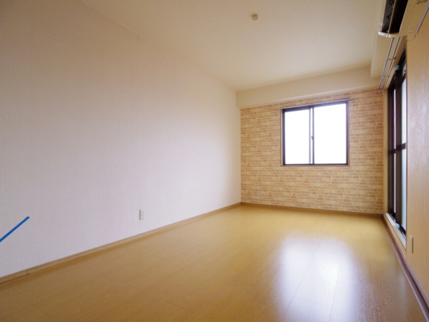 居室 ＰＩＮＥ　ＴＲＥＥ