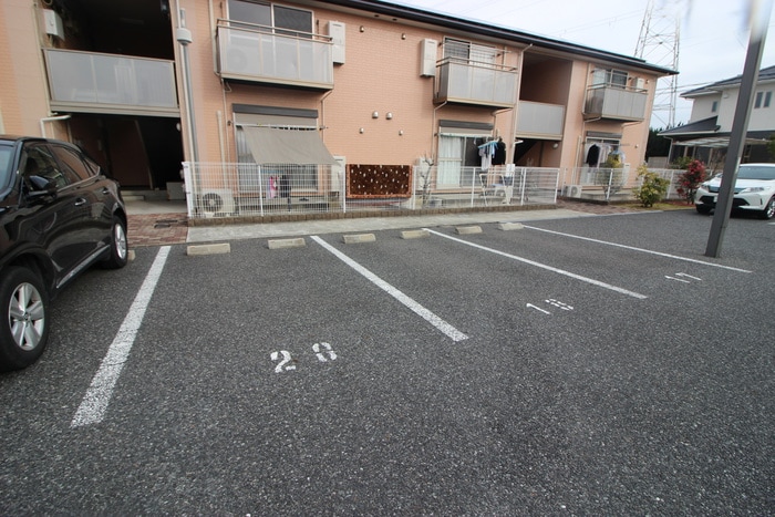 駐車場 ドミ－ル旭Ｂ棟