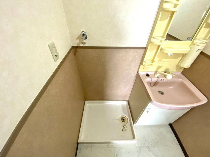 洗濯機置場 グリシ－ヌ静徳