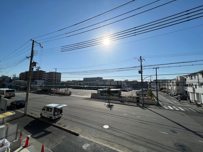 室内からの展望 LIVIAZ KOBE CREST(203)