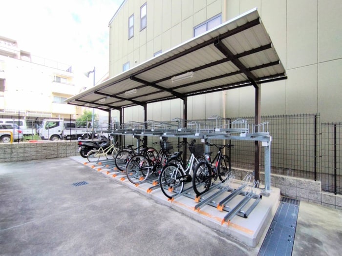 駐輪場 LEGESTA神戸ｶﾞｰﾃﾞﾝﾊﾟﾚｽ(803)