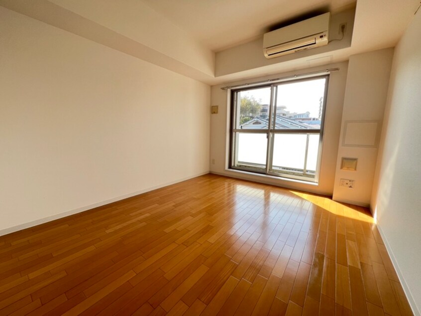 居室 グランカーサ緑地公園